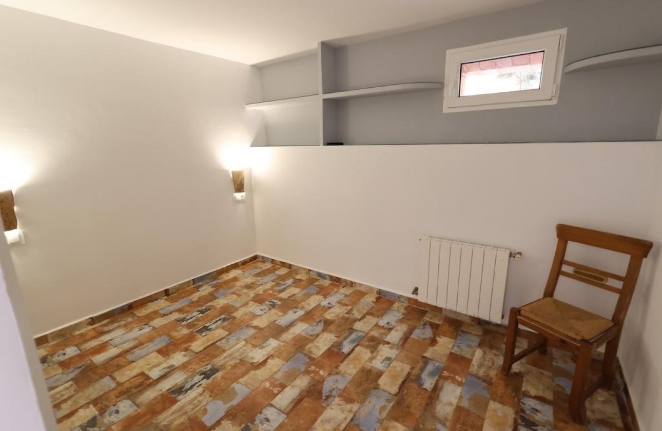 Herverkoop - Villa -
Orihuela Costa - Costa Blanca