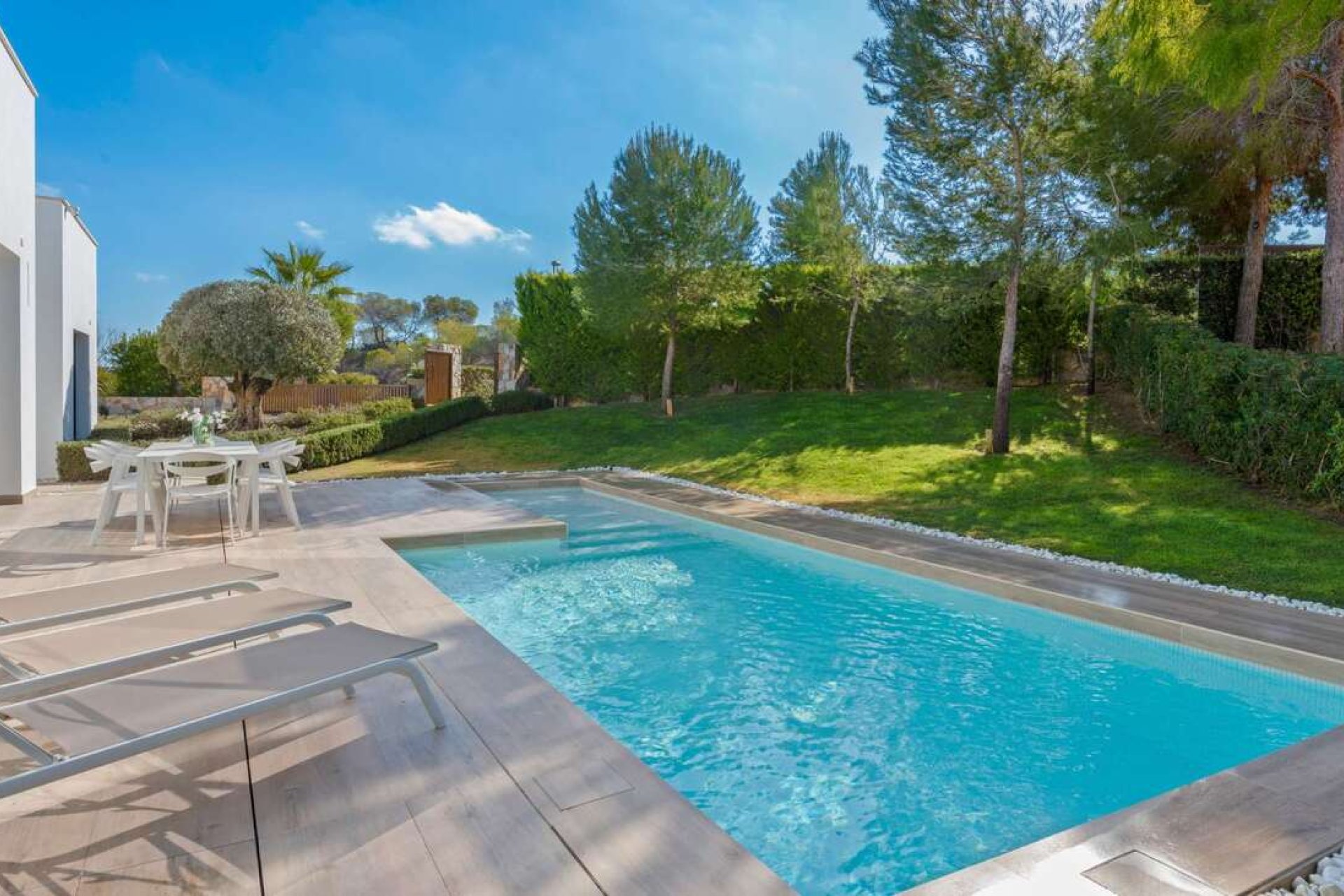 Herverkoop - Villa -
Orihuela Costa - Costa Blanca