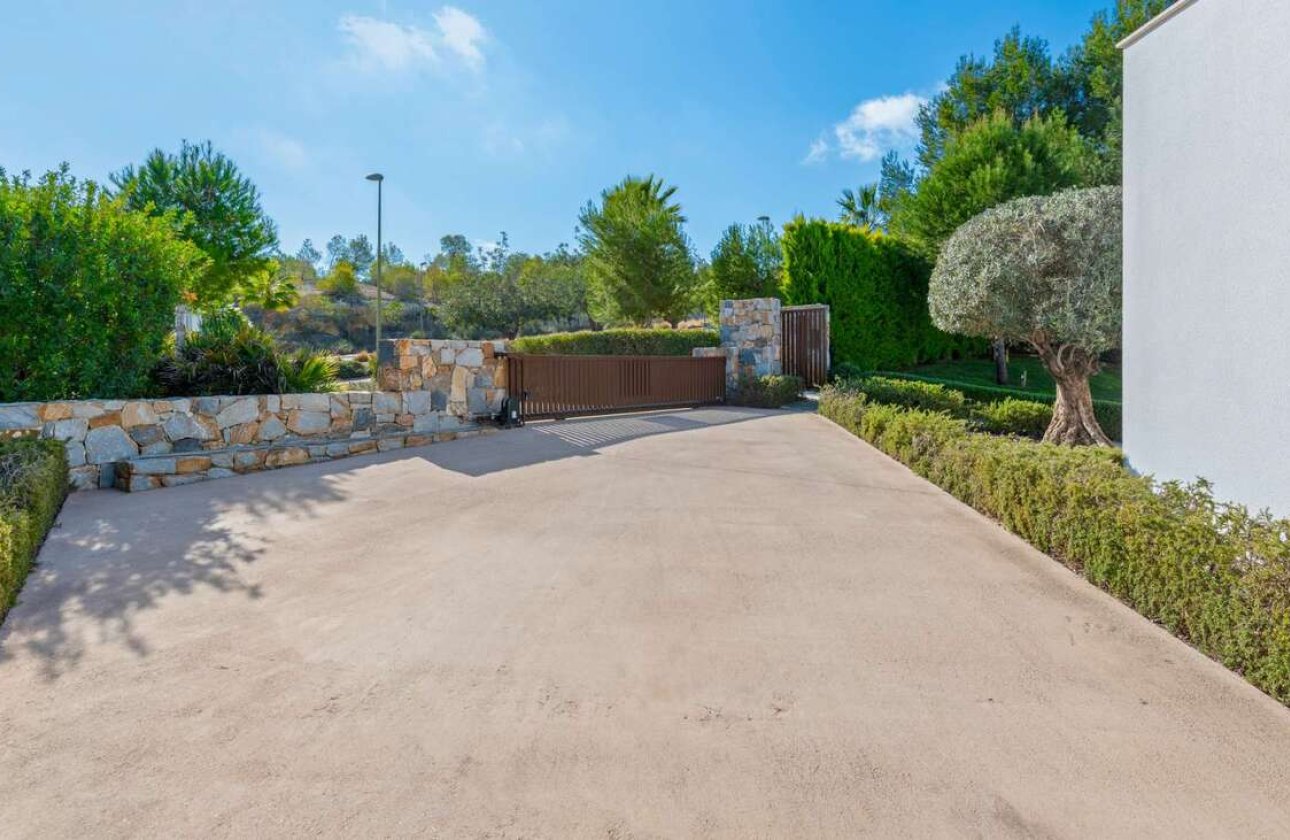 Herverkoop - Villa -
Orihuela Costa - Costa Blanca