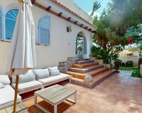 Herverkoop - Villa -
Orihuela Costa - Costa Blanca