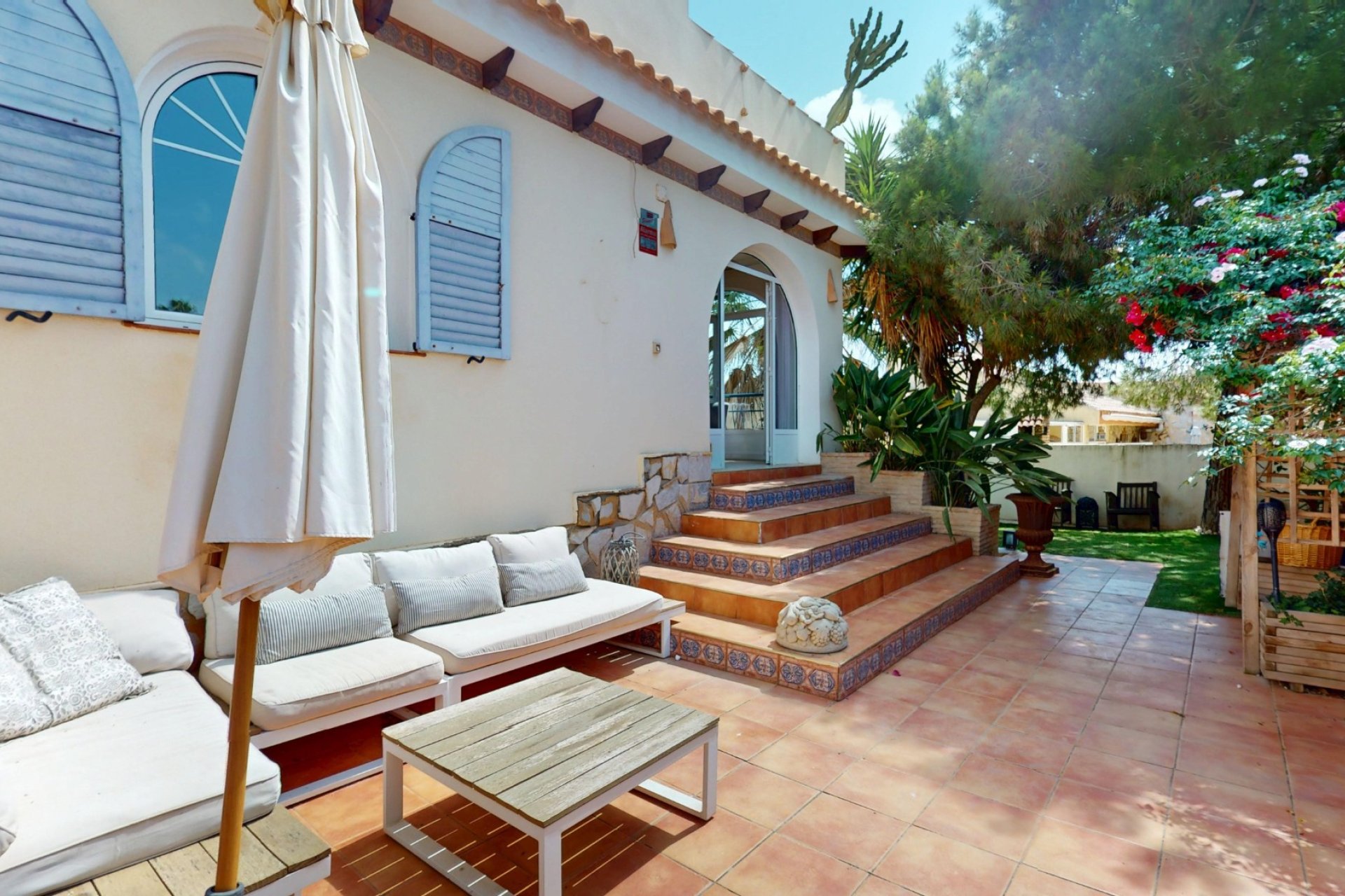 Herverkoop - Villa -
Orihuela Costa - Costa Blanca
