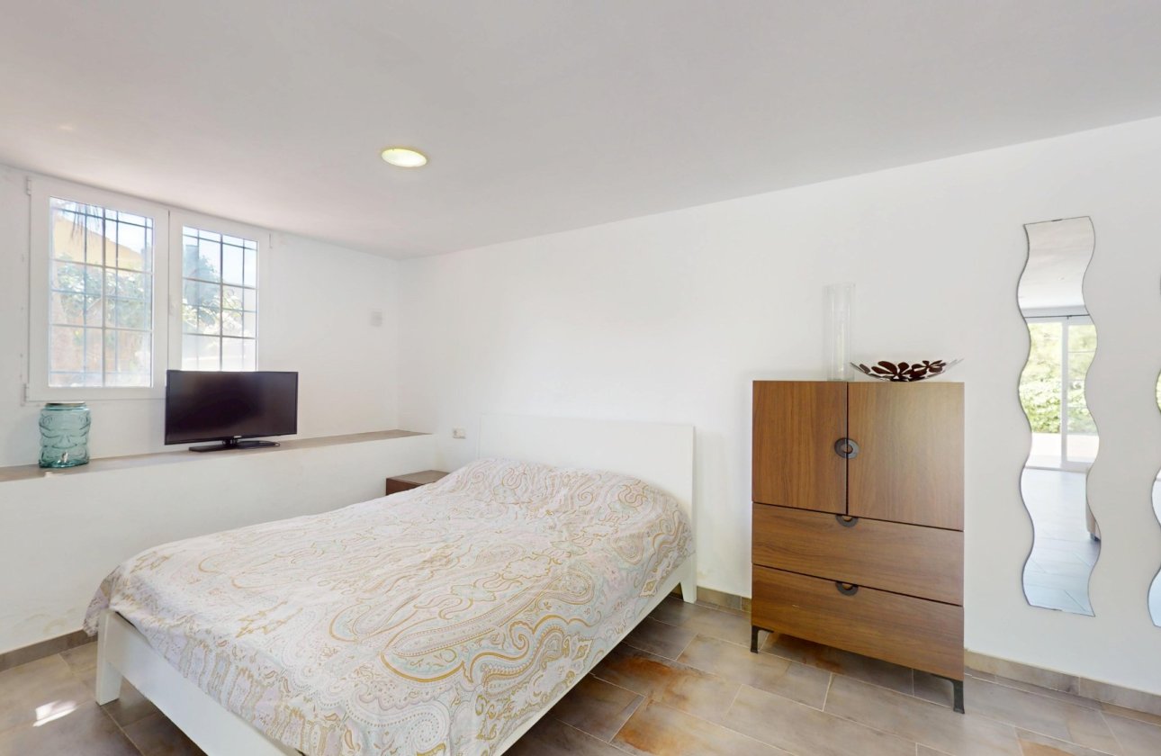 Herverkoop - Villa -
Orihuela Costa - Costa Blanca