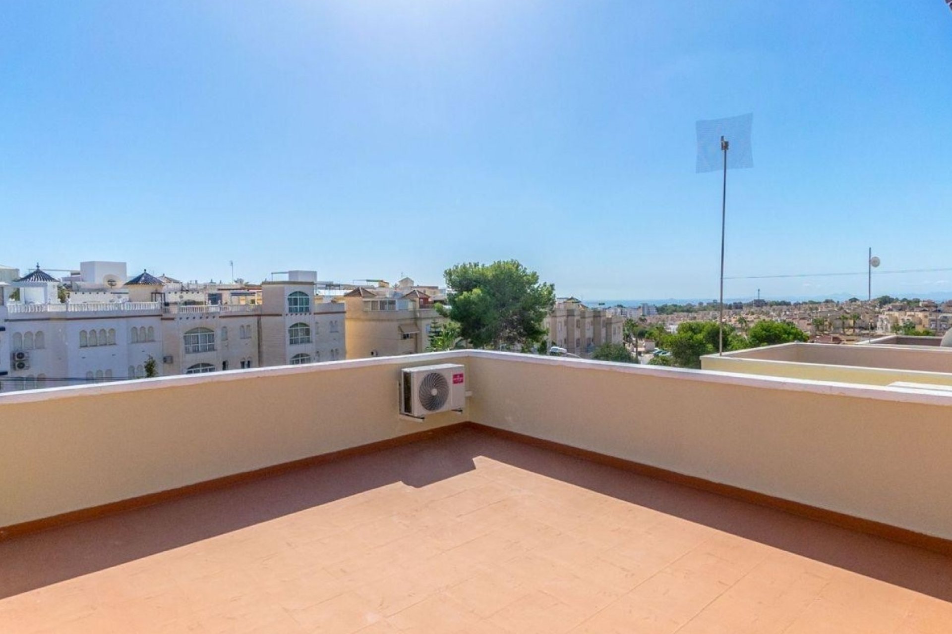 Herverkoop - Villa -
Orihuela Costa - Costa Blanca