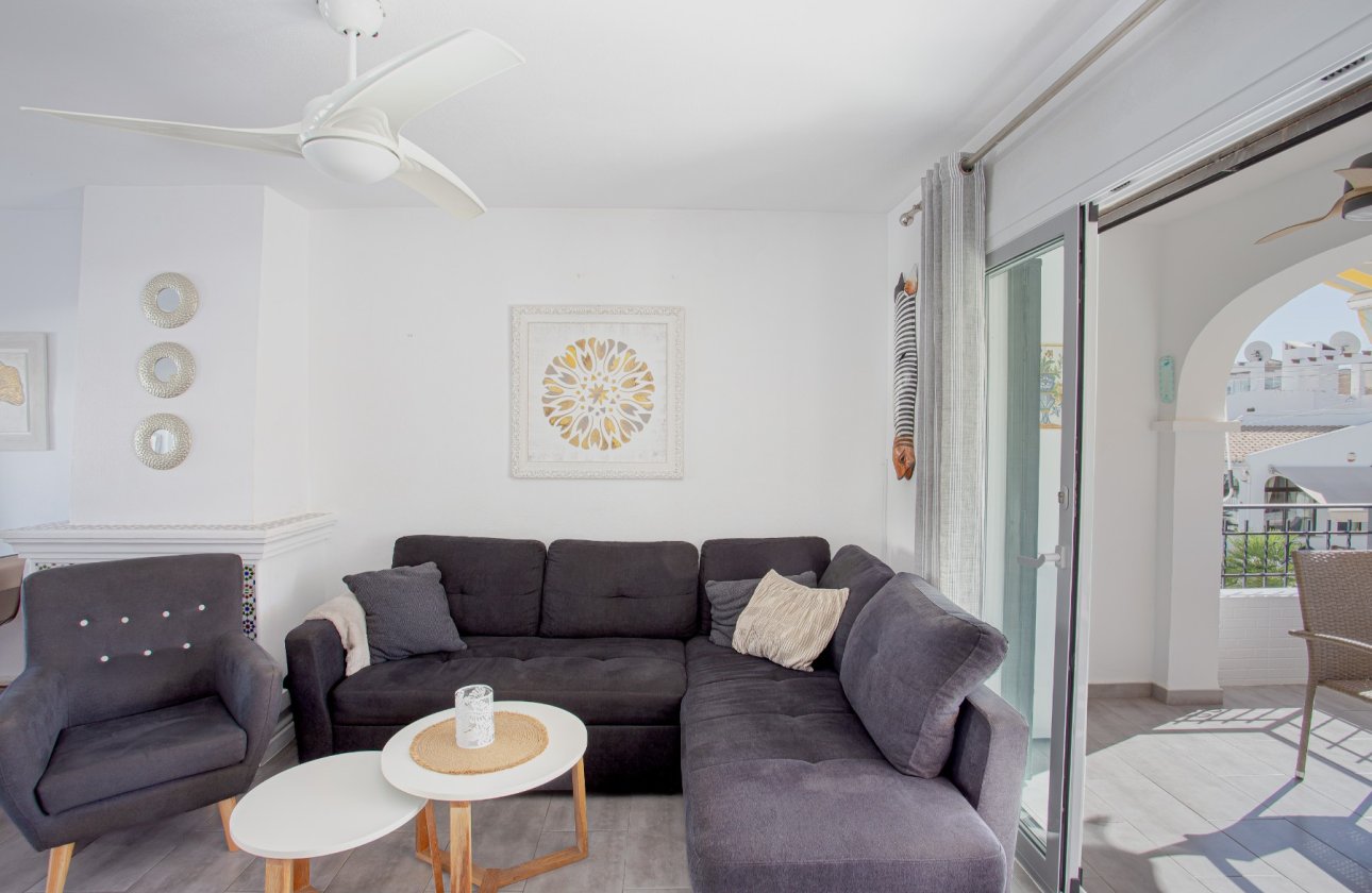 Herverkoop - Villa -
Orihuela Costa - Costa Blanca