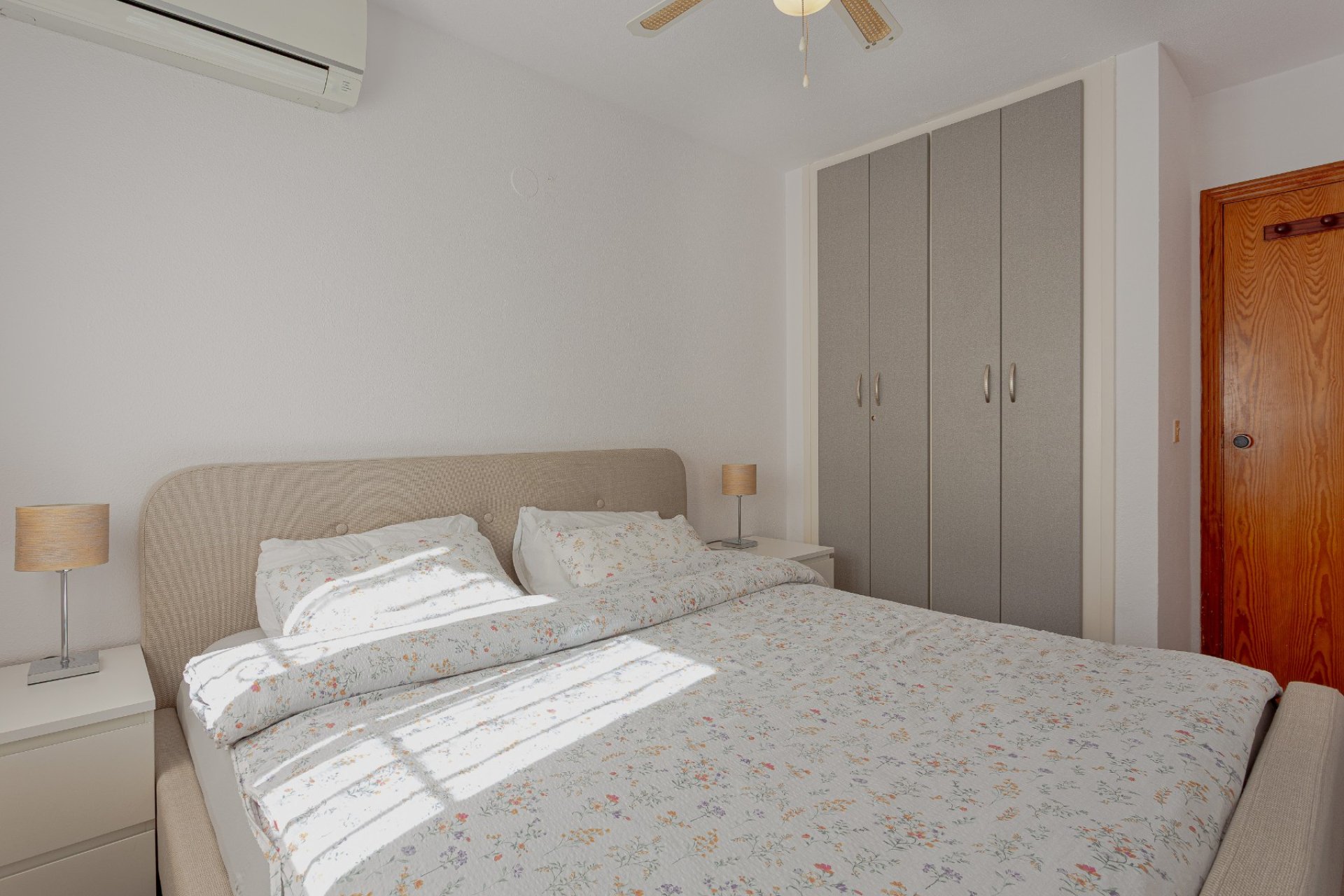 Herverkoop - Villa -
Orihuela Costa - Costa Blanca