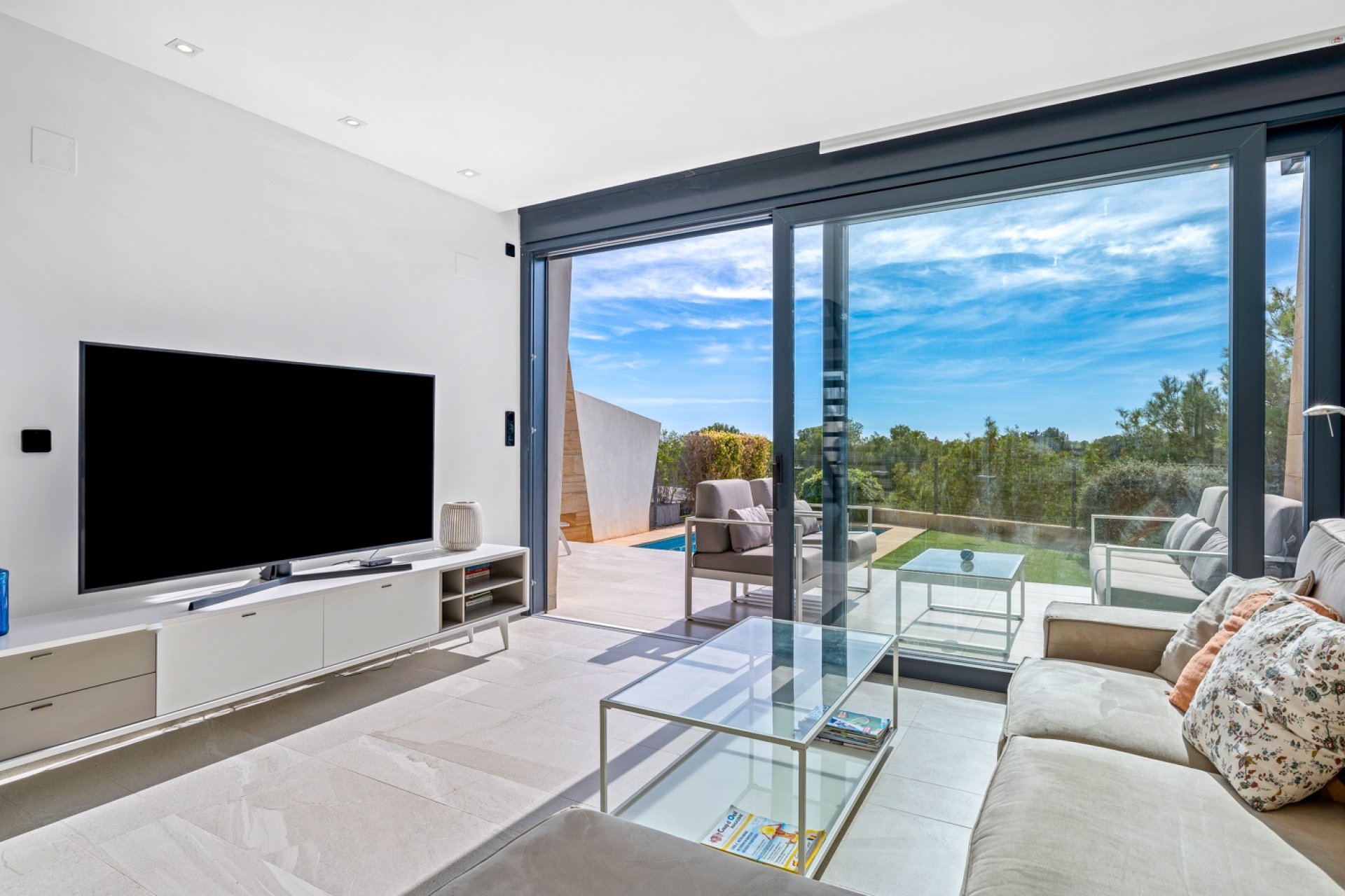 Herverkoop - Villa -
Orihuela Costa - Costa Blanca