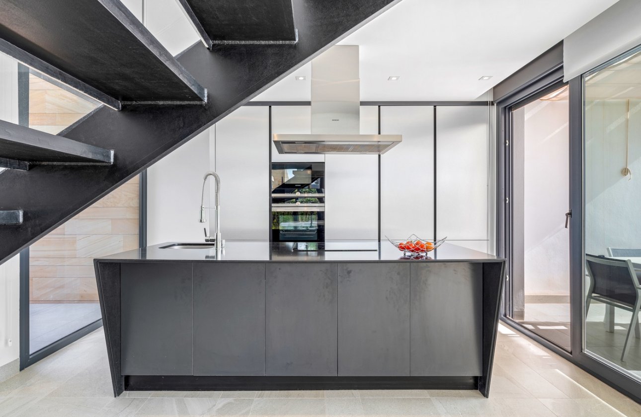 Herverkoop - Villa -
Orihuela Costa - Costa Blanca