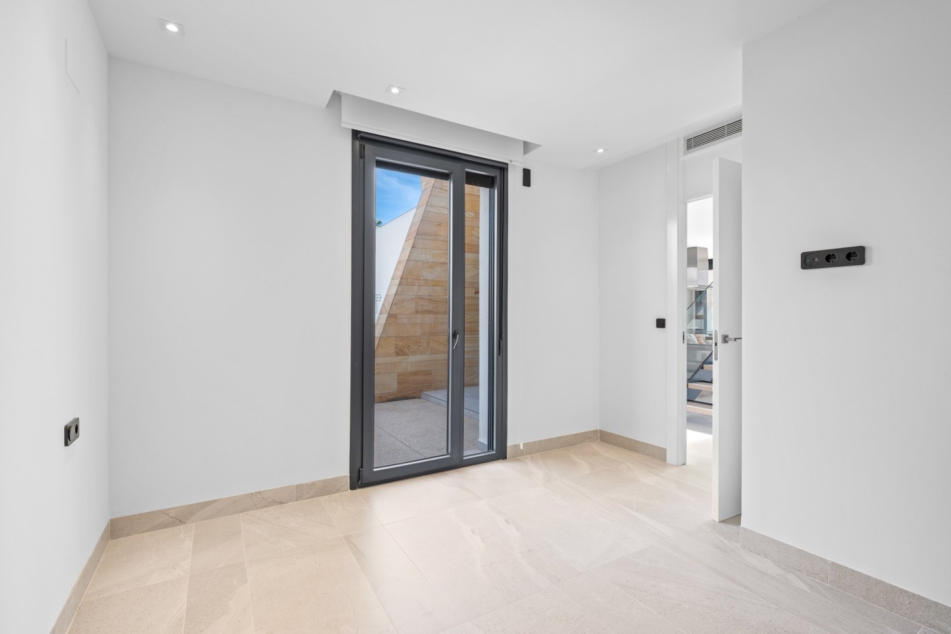 Herverkoop - Villa -
Orihuela Costa - Costa Blanca