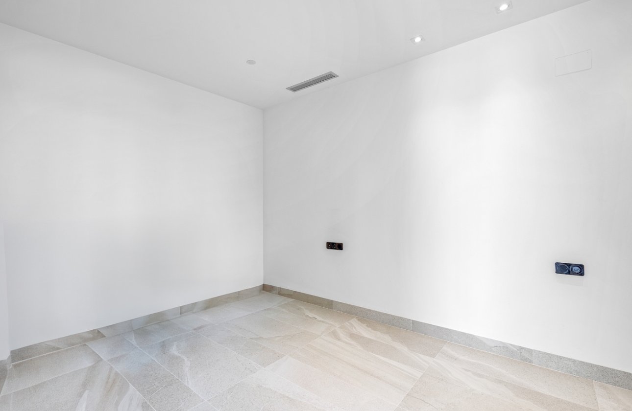 Herverkoop - Villa -
Orihuela Costa - Costa Blanca