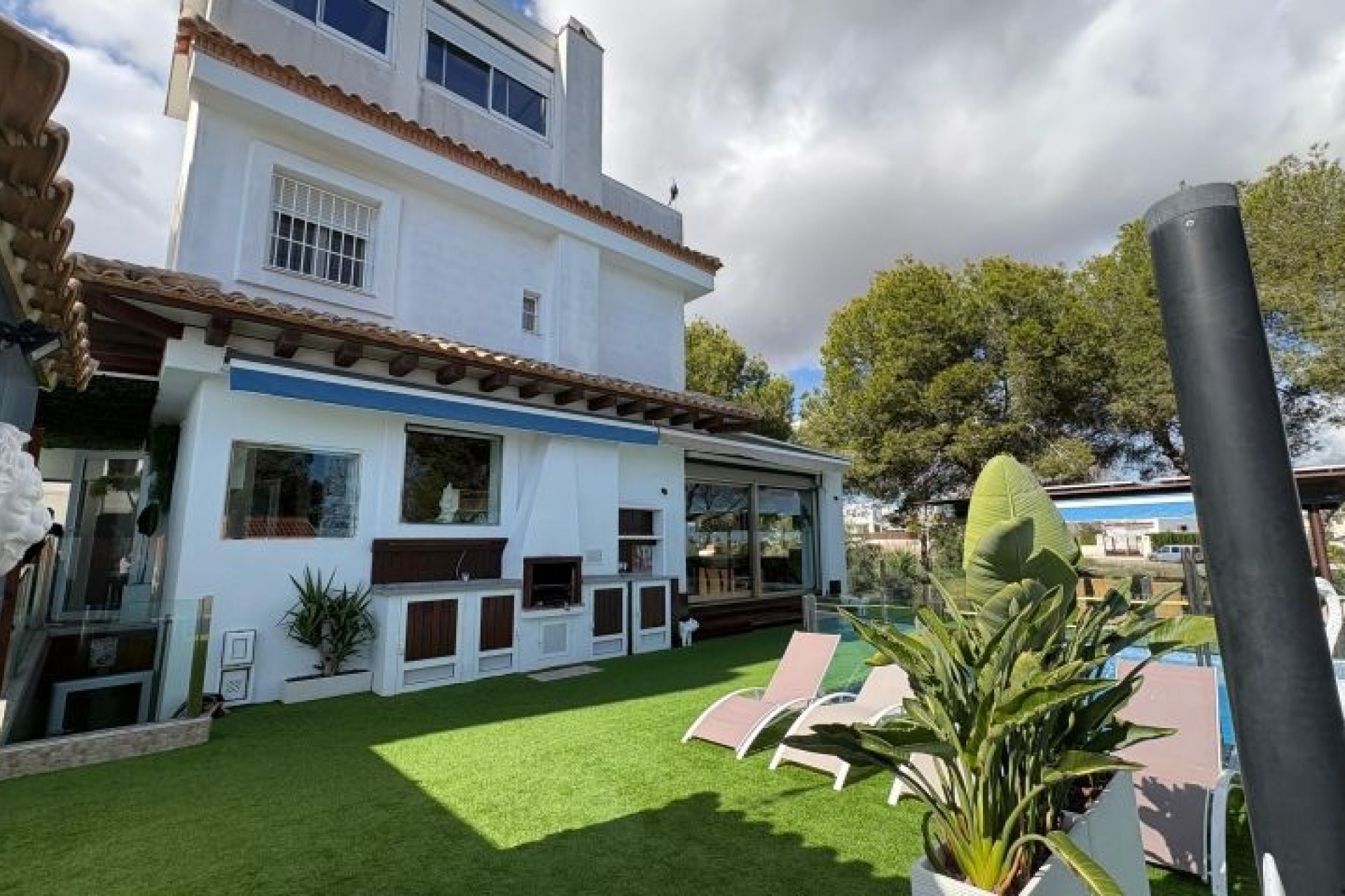 Herverkoop - Villa -
Orihuela Costa - Costa Blanca