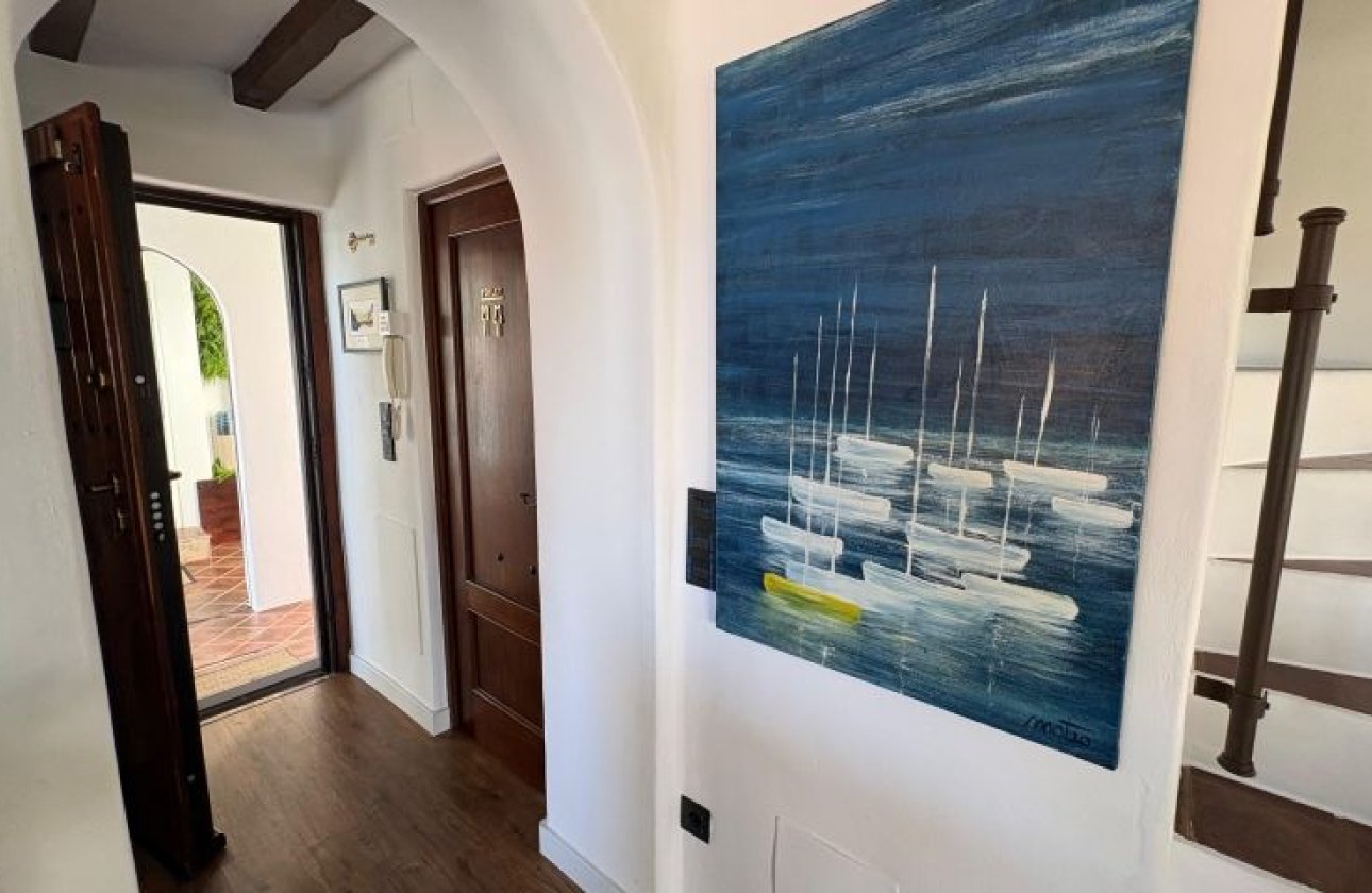 Herverkoop - Villa -
Orihuela Costa - Costa Blanca