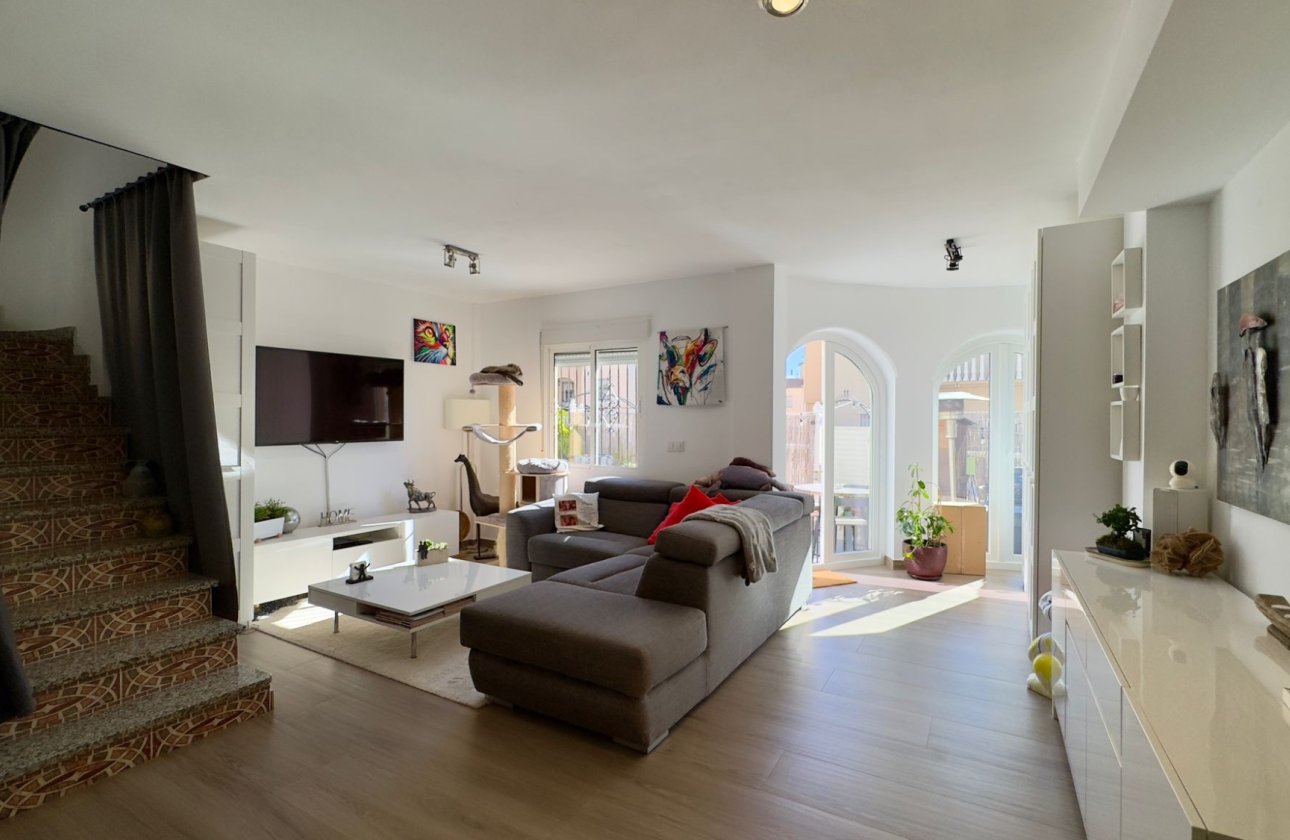 Herverkoop - Villa -
Orihuela Costa - Costa Blanca