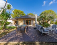 Herverkoop - Villa -
Orihuela Costa - Costa Blanca