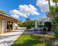 Herverkoop - Villa -
Orihuela Costa - Costa Blanca