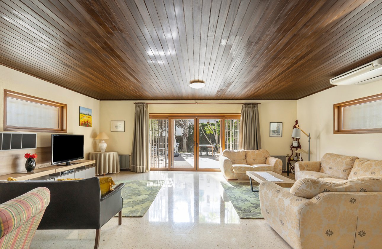 Herverkoop - Villa -
Orihuela Costa - Costa Blanca