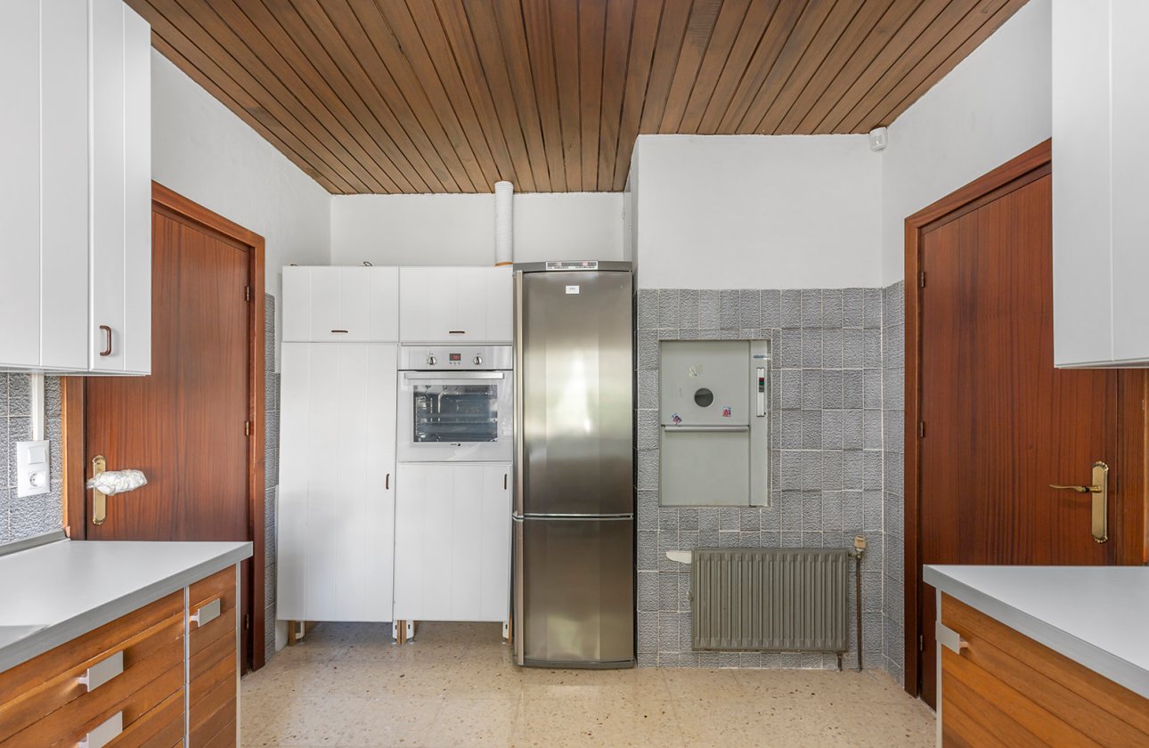 Herverkoop - Villa -
Orihuela Costa - Costa Blanca