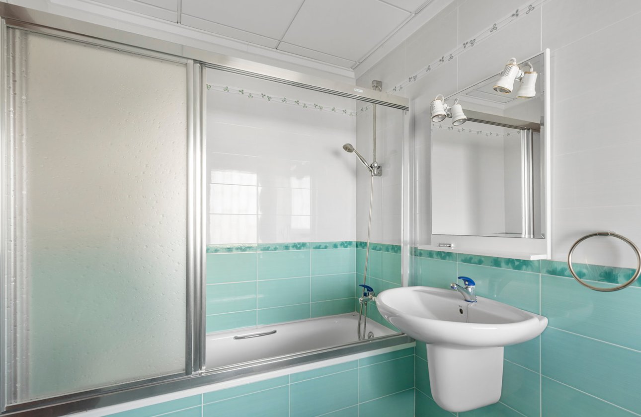 Herverkoop - Villa -
Orihuela Costa - Costa Blanca