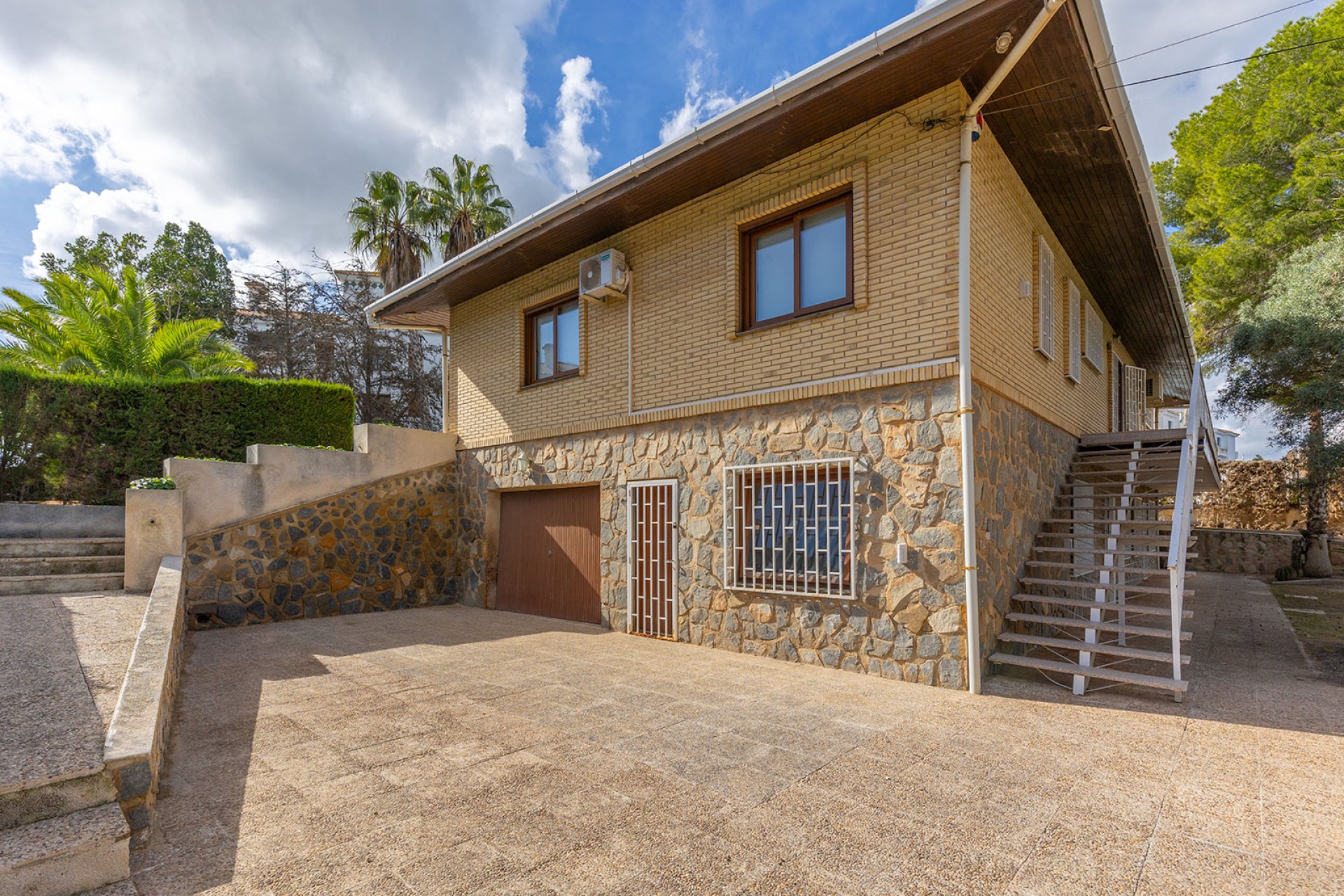 Herverkoop - Villa -
Orihuela Costa - Costa Blanca