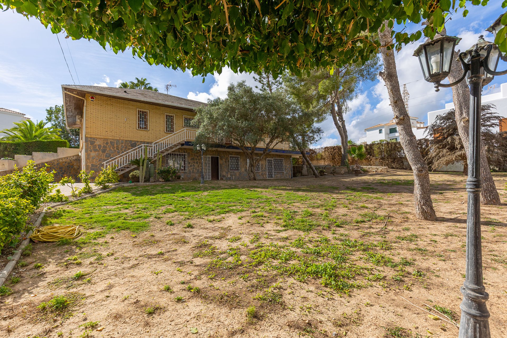 Herverkoop - Villa -
Orihuela Costa - Costa Blanca