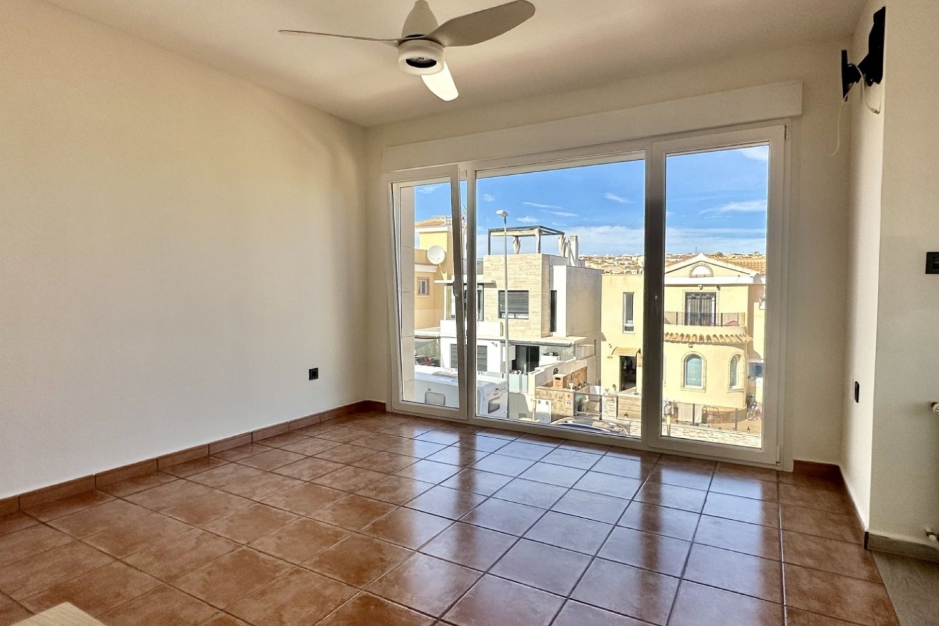 Herverkoop - Villa -
Orihuela Costa - Costa Blanca