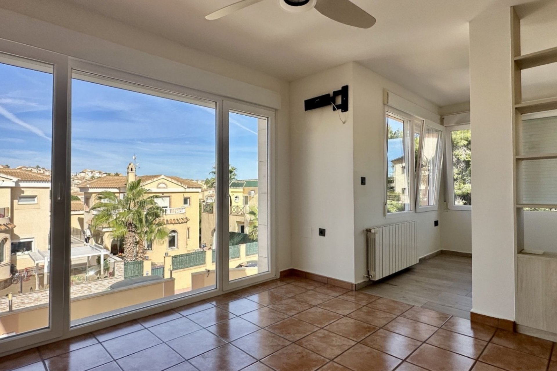 Herverkoop - Villa -
Orihuela Costa - Costa Blanca