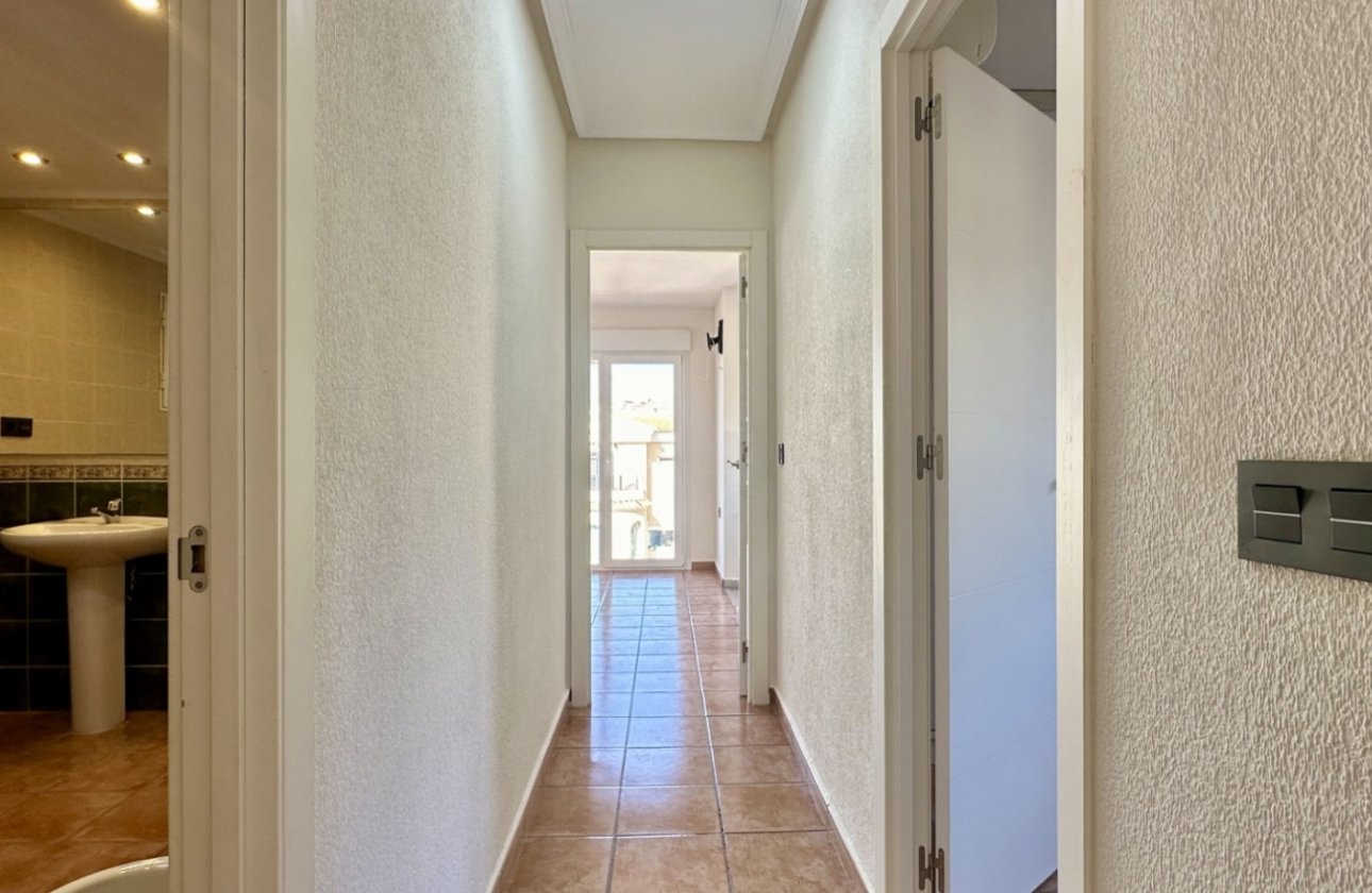 Herverkoop - Villa -
Orihuela Costa - Costa Blanca