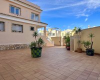 Herverkoop - Villa -
Orihuela Costa - Costa Blanca
