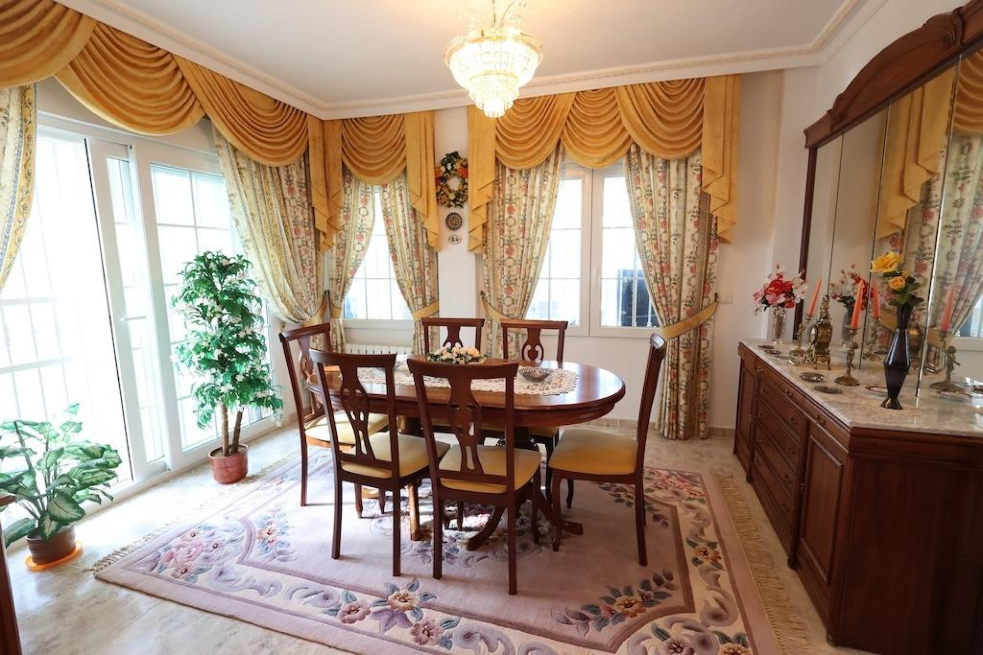 Herverkoop - Villa -
Orihuela Costa - Costa Blanca