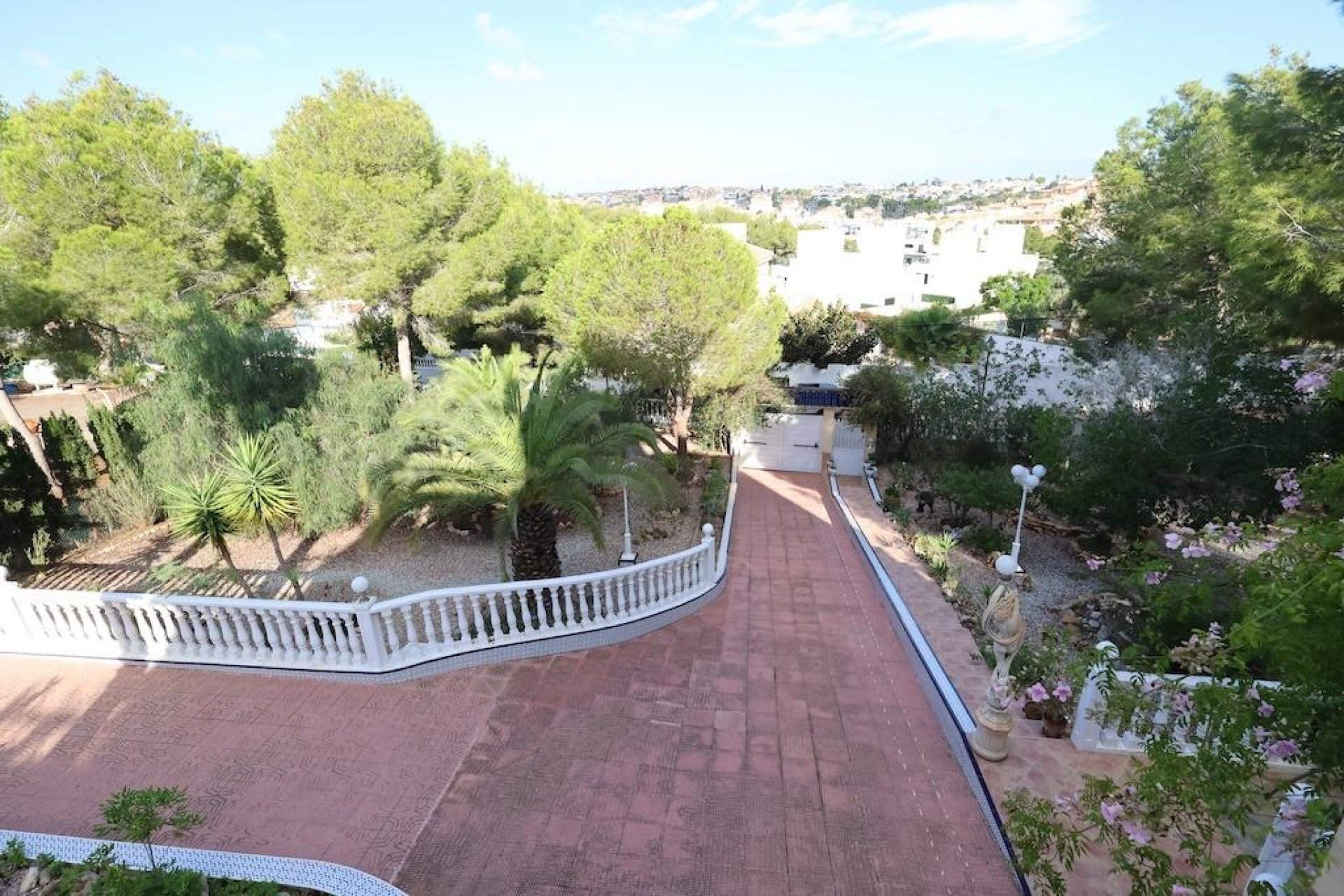 Herverkoop - Villa -
Orihuela Costa - Costa Blanca