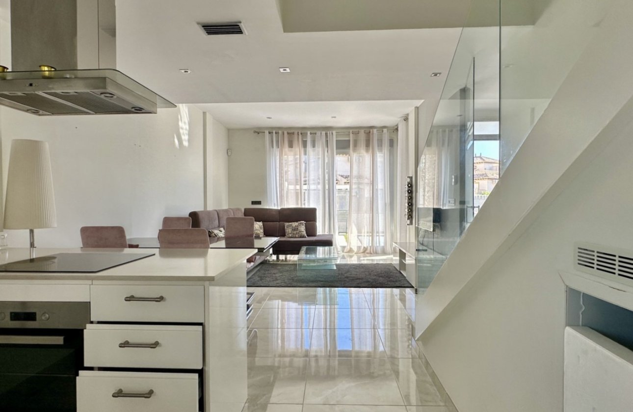 Herverkoop - Villa -
Orihuela Costa - Costa Blanca