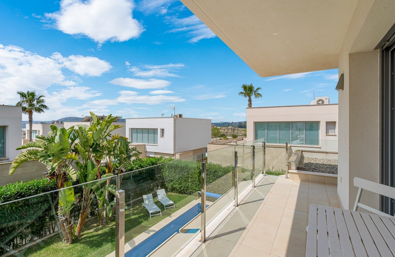 Herverkoop - Villa -
Orihuela Costa - Costa Blanca