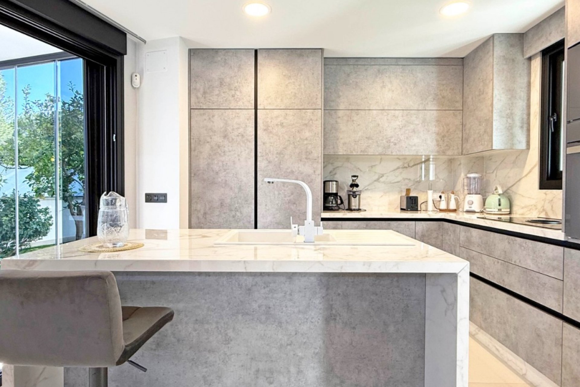 Herverkoop - Villa -
Orihuela Costa - Costa Blanca