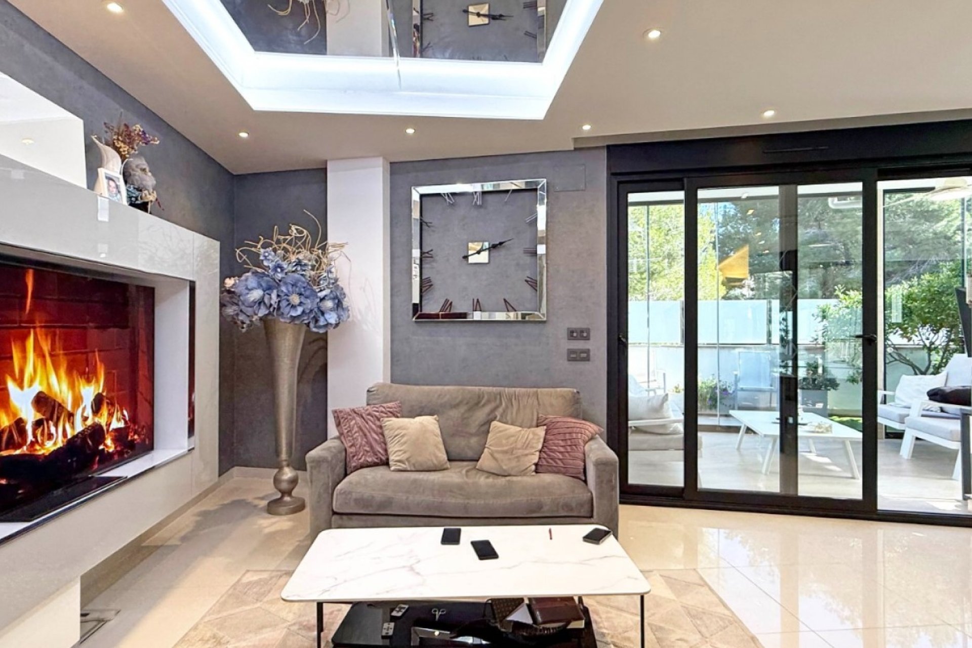 Herverkoop - Villa -
Orihuela Costa - Costa Blanca