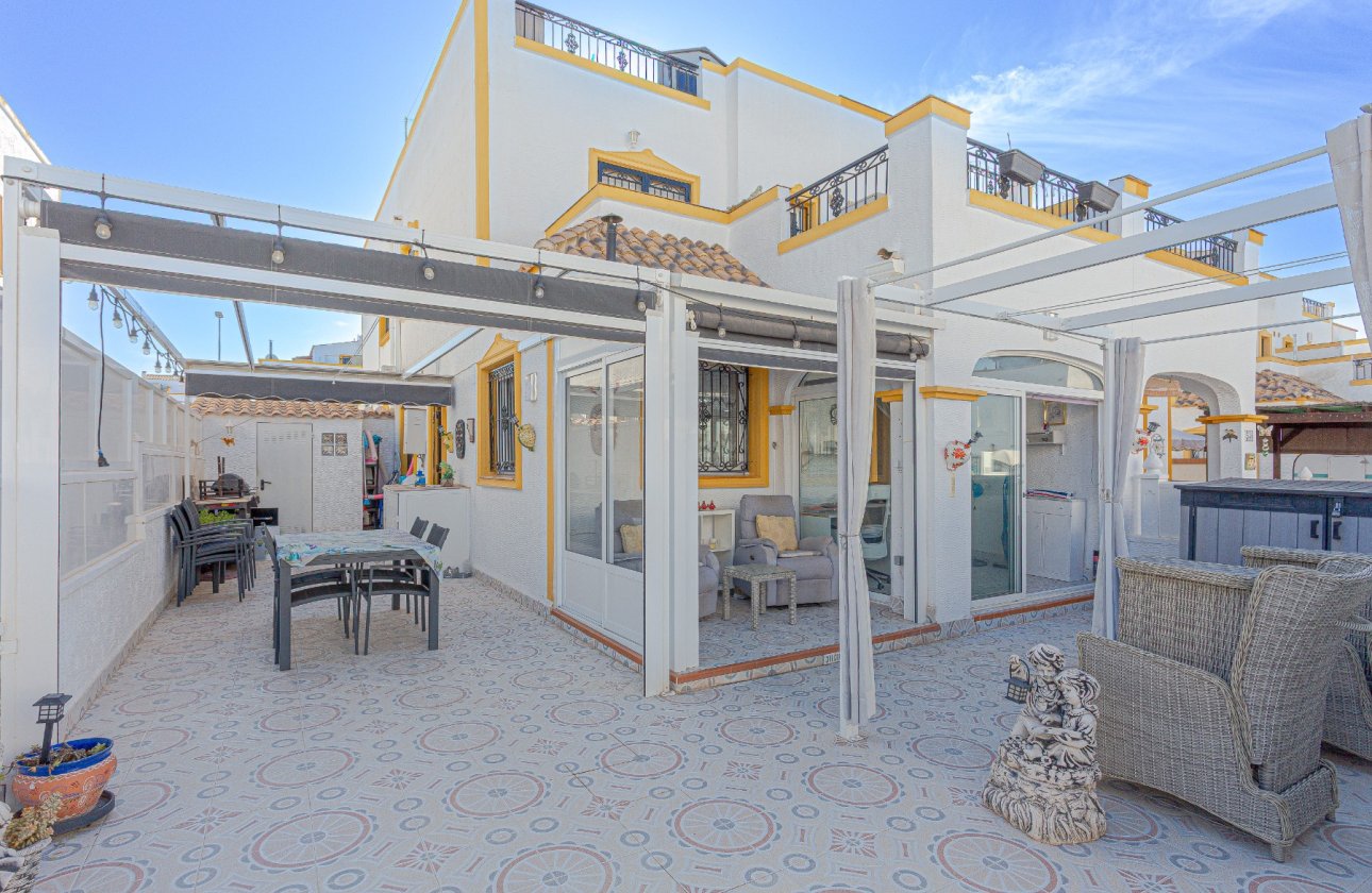 Herverkoop - Villa -
Orihuela Costa - Costa Blanca