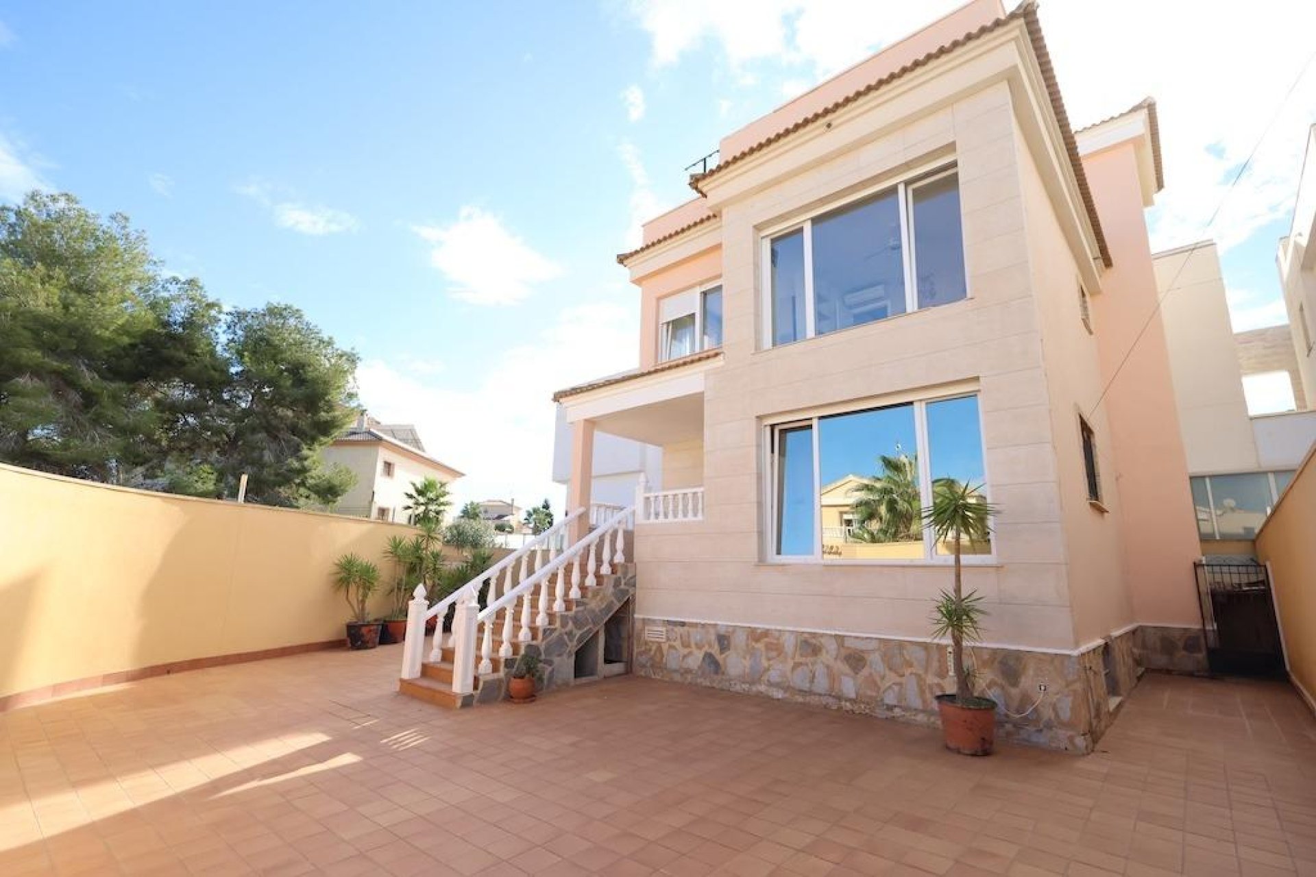 Herverkoop - Villa -
Orihuela Costa - Costa Blanca
