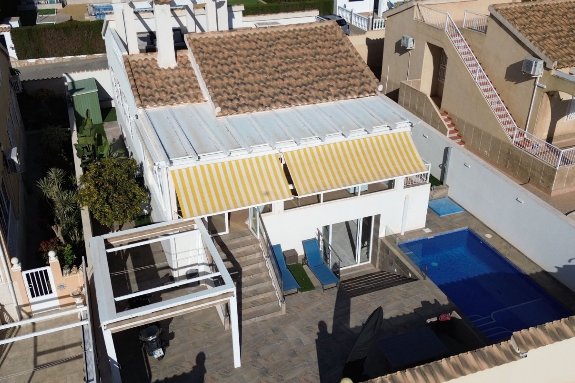 Herverkoop - Villa -
Orihuela Costa - Costa Blanca