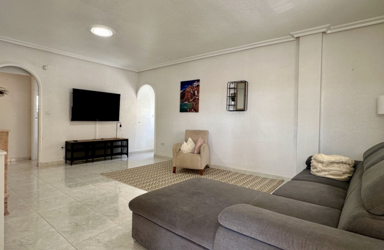 Herverkoop - Villa -
Orihuela Costa - Costa Blanca