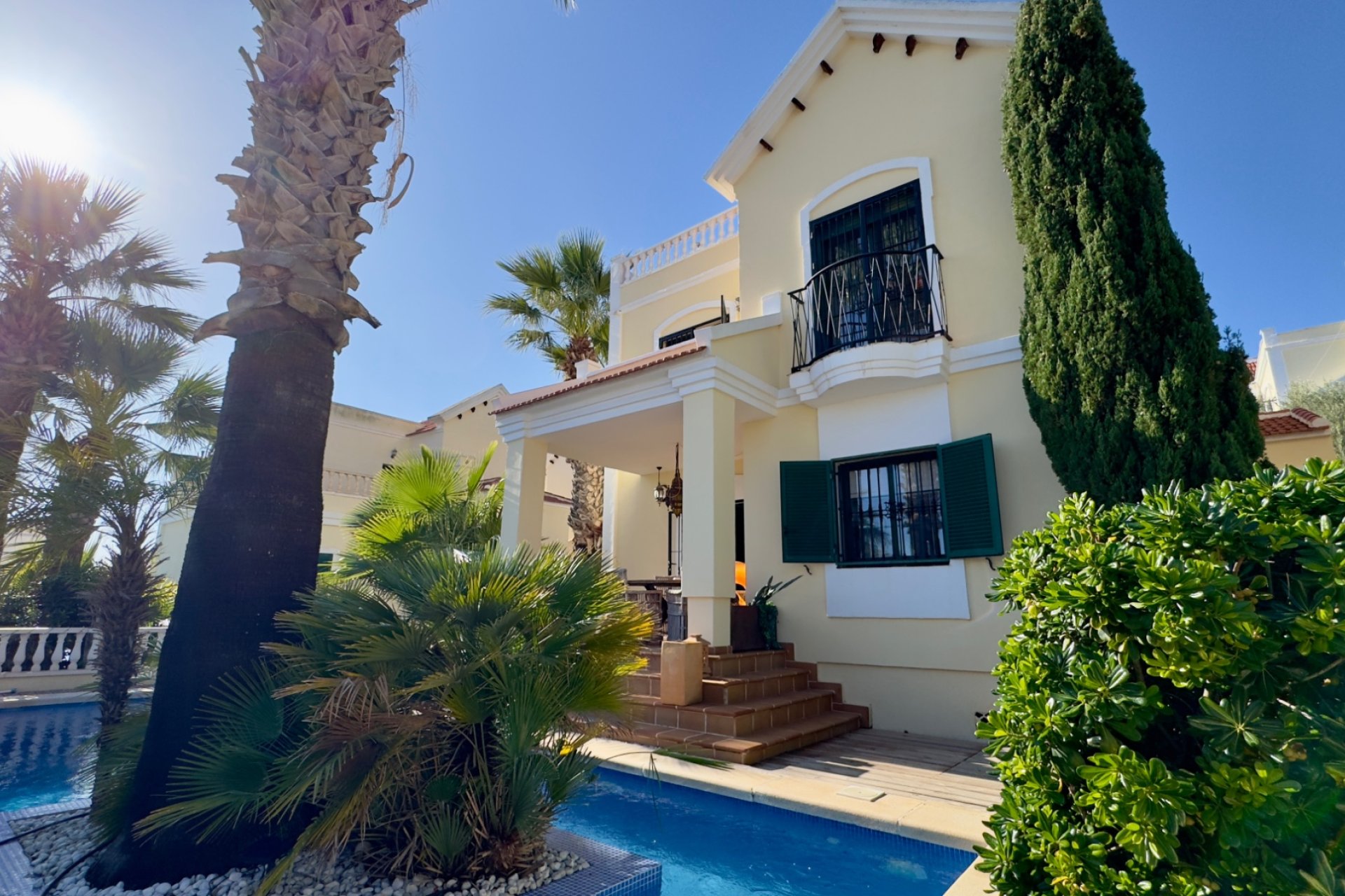 Herverkoop - Villa -
Orihuela Costa - Costa Blanca
