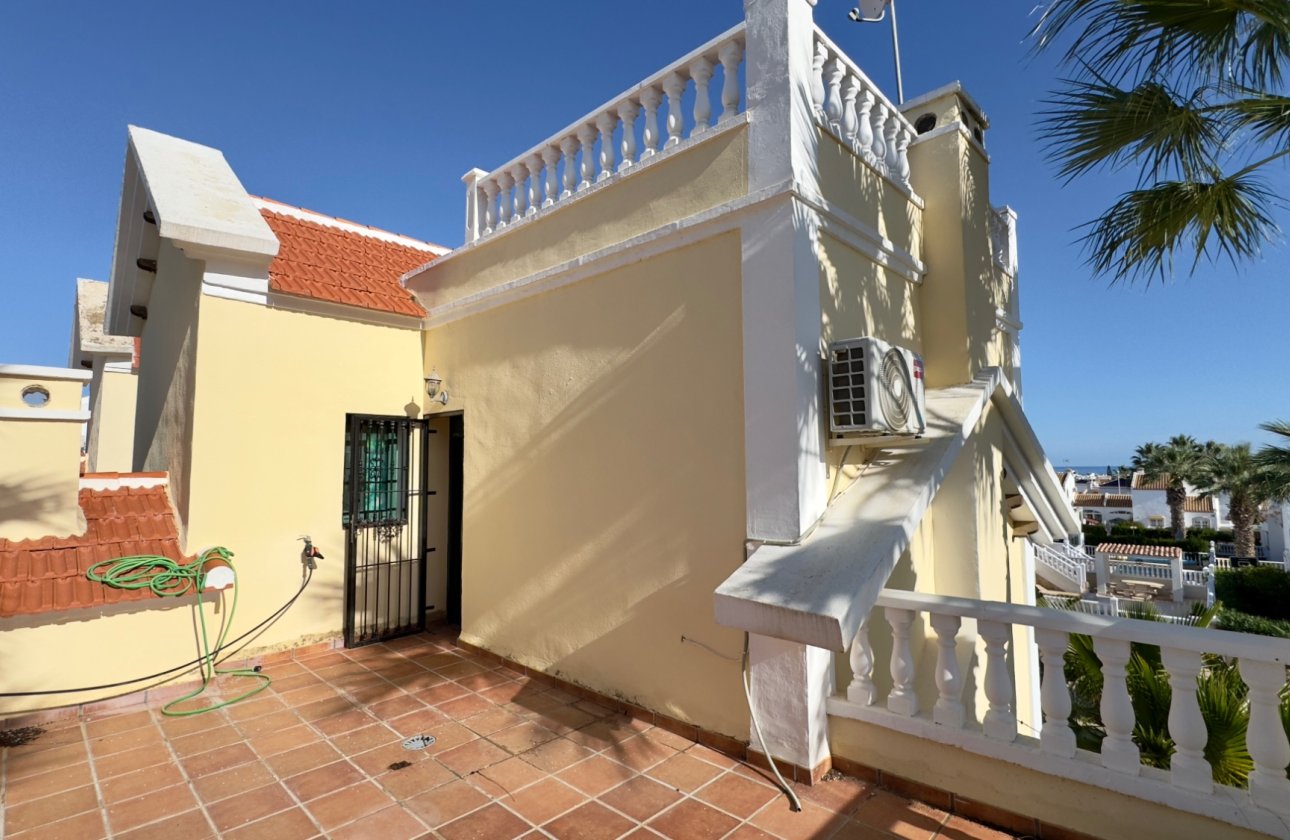 Herverkoop - Villa -
Orihuela Costa - Costa Blanca