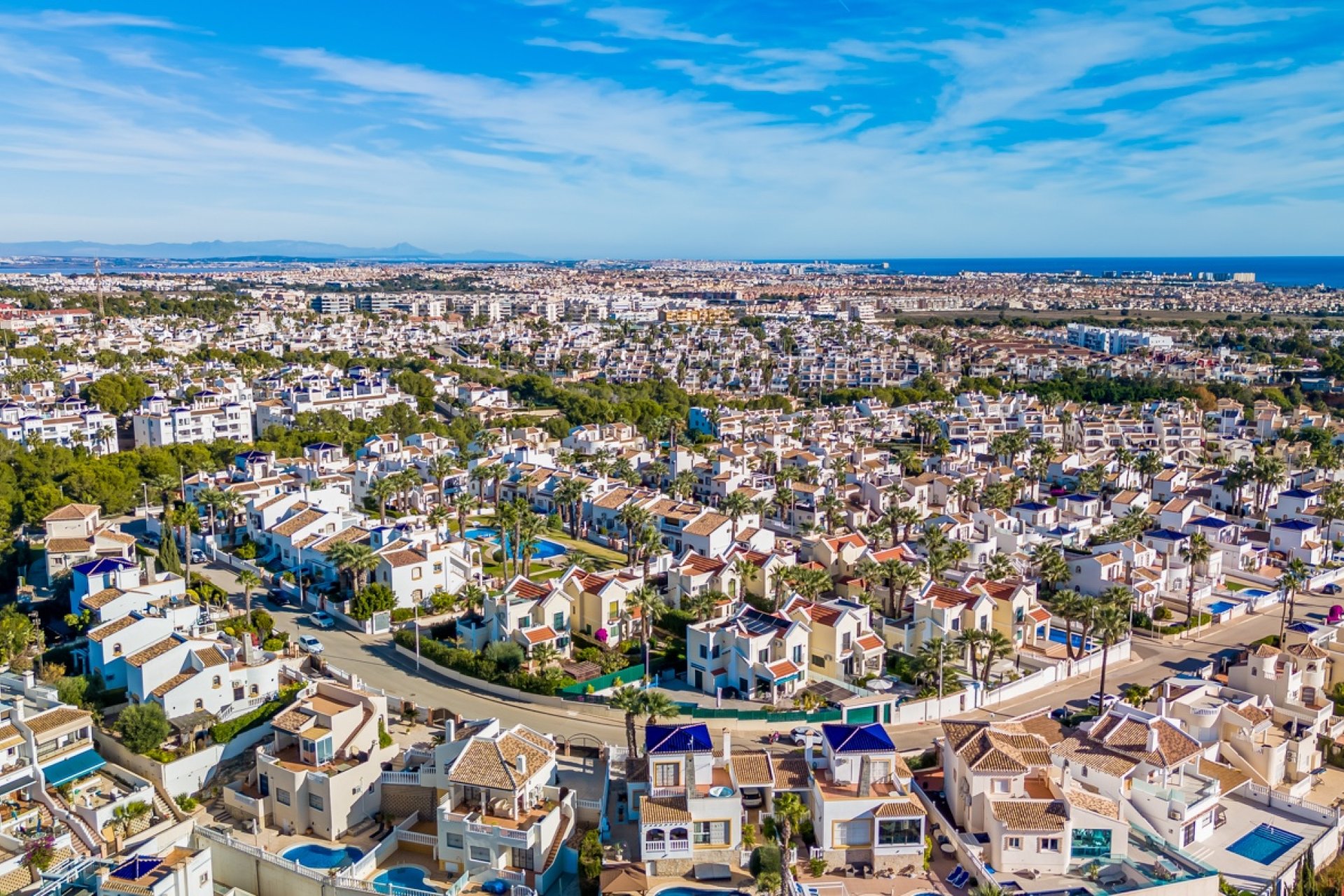 Herverkoop - Villa -
Orihuela Costa - Costa Blanca