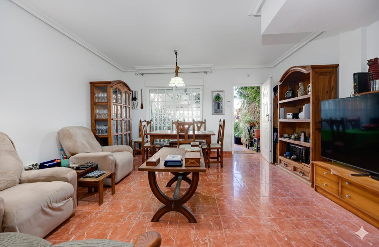 Herverkoop - Villa -
Orihuela Costa - Costa Blanca