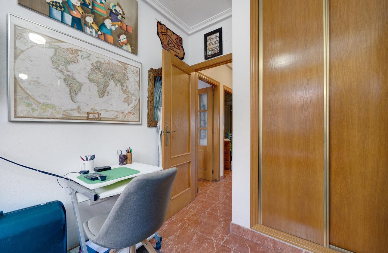 Herverkoop - Villa -
Orihuela Costa - Costa Blanca