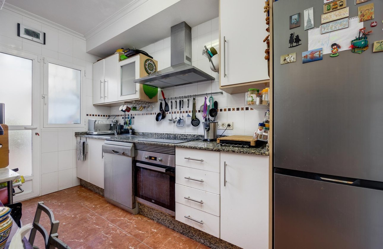 Herverkoop - Villa -
Orihuela Costa - Costa Blanca