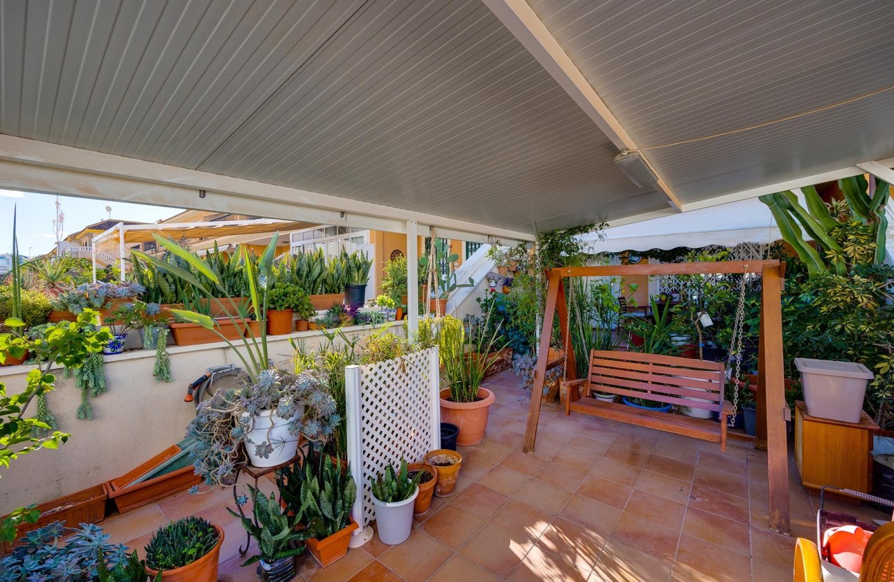 Herverkoop - Villa -
Orihuela Costa - Costa Blanca