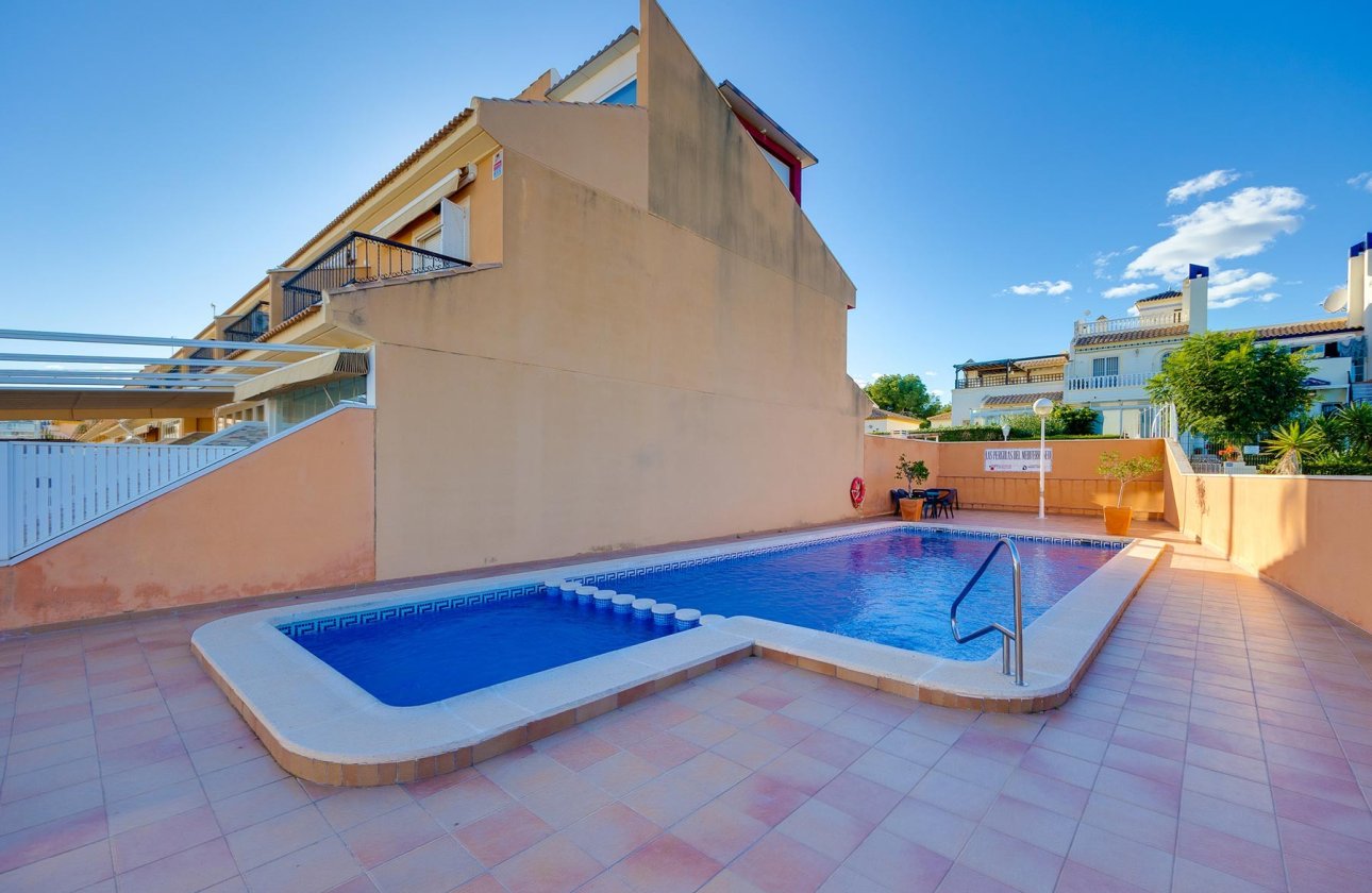 Herverkoop - Villa -
Orihuela Costa - Costa Blanca