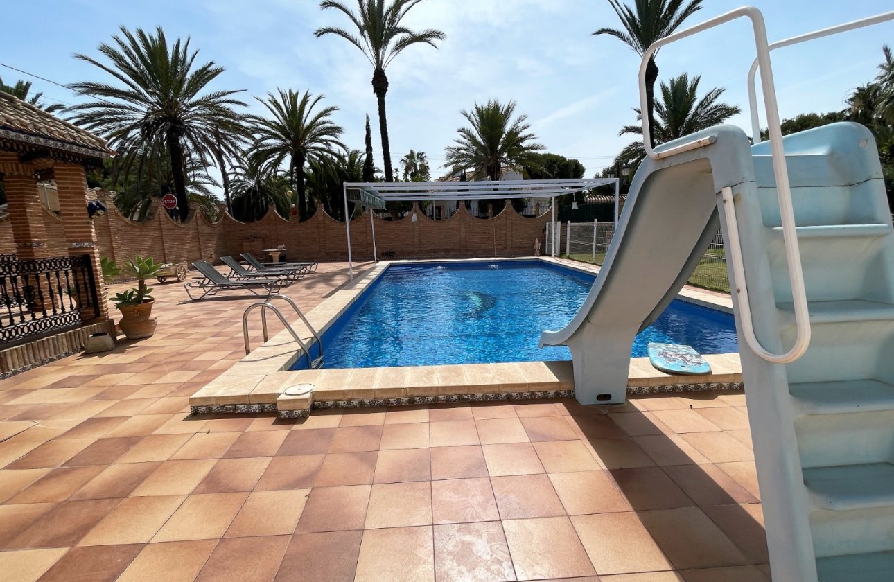 Herverkoop - Villa -
Orihuela Costa - Costa Blanca