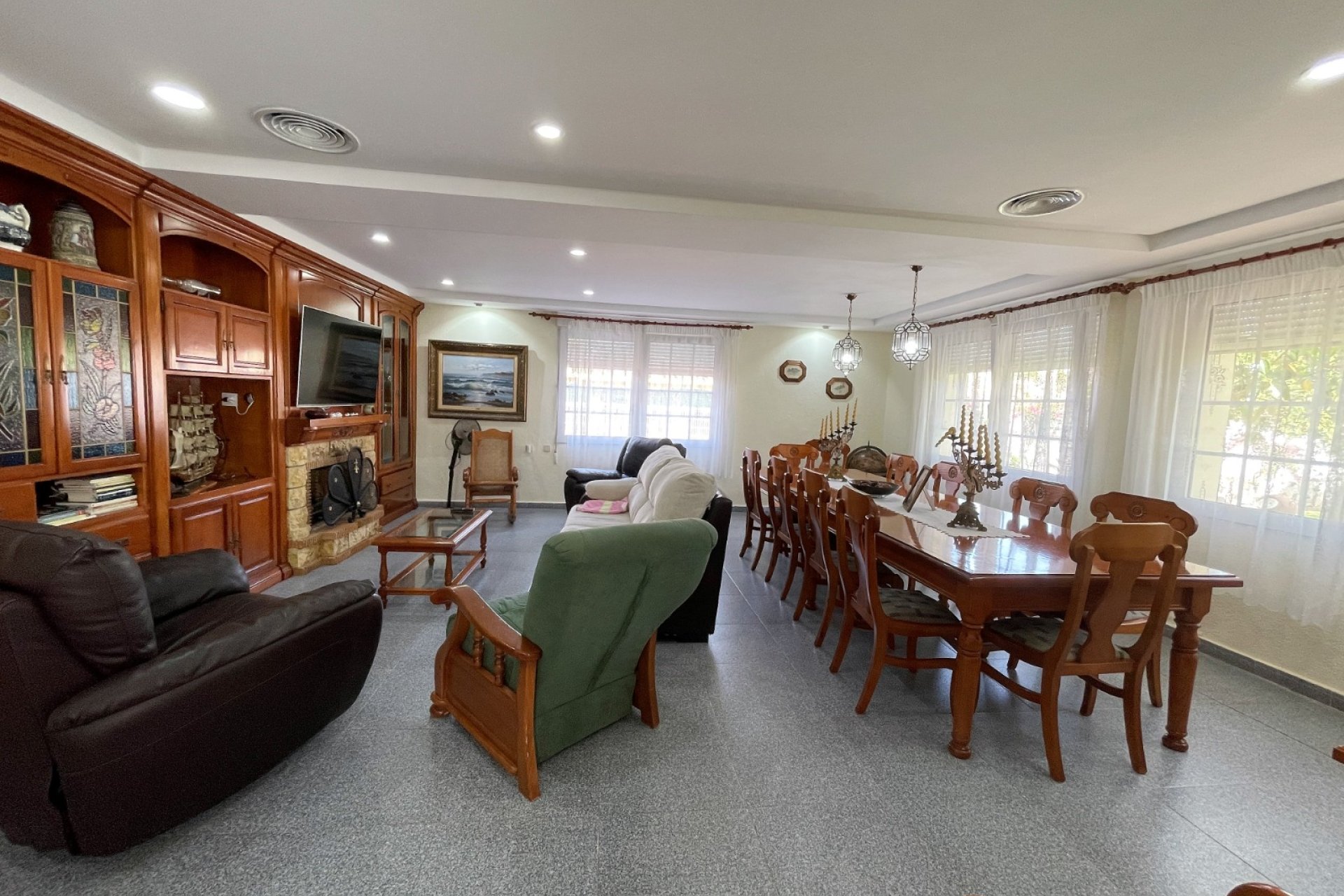 Herverkoop - Villa -
Orihuela Costa - Costa Blanca