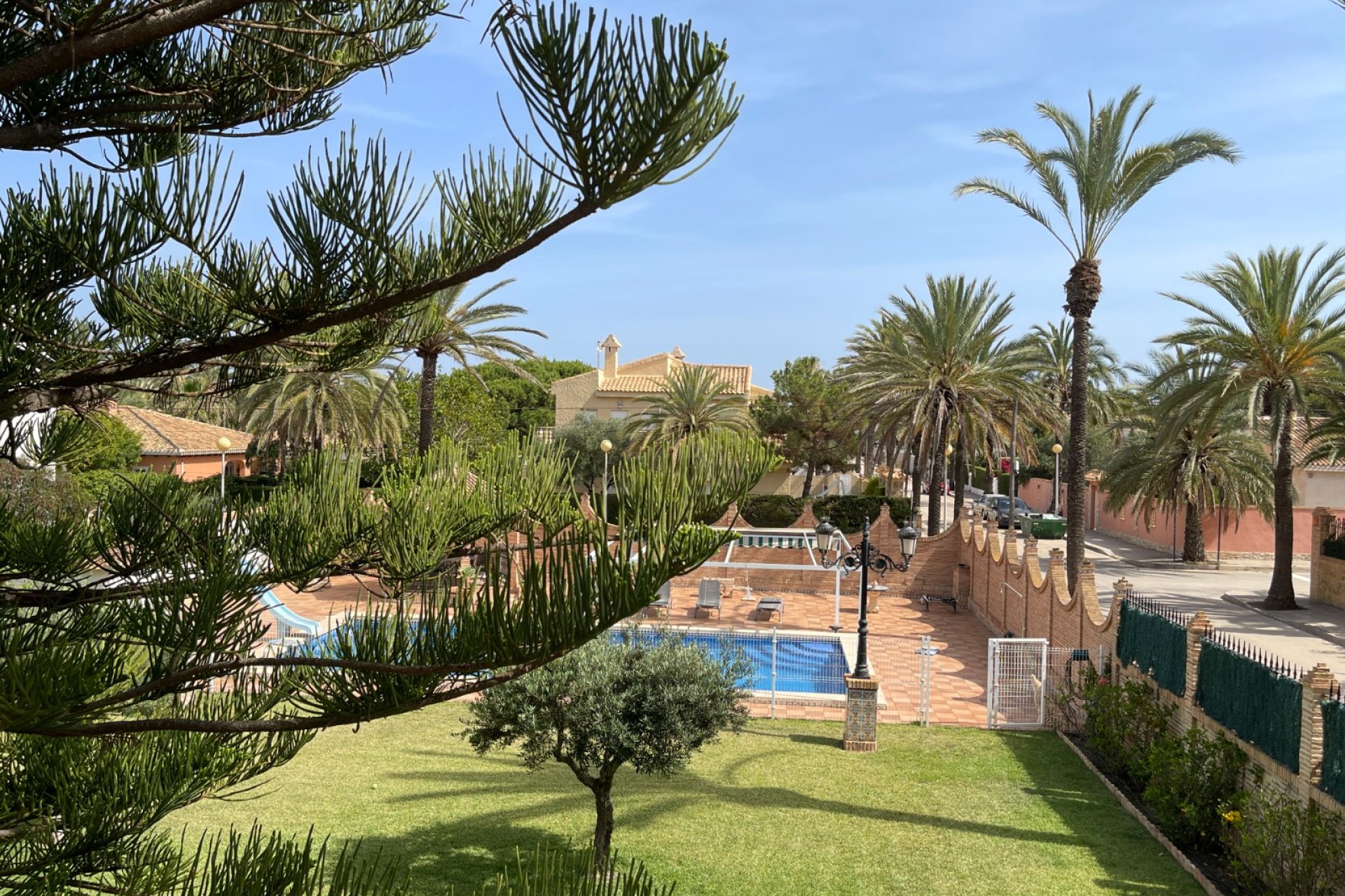 Herverkoop - Villa -
Orihuela Costa - Costa Blanca
