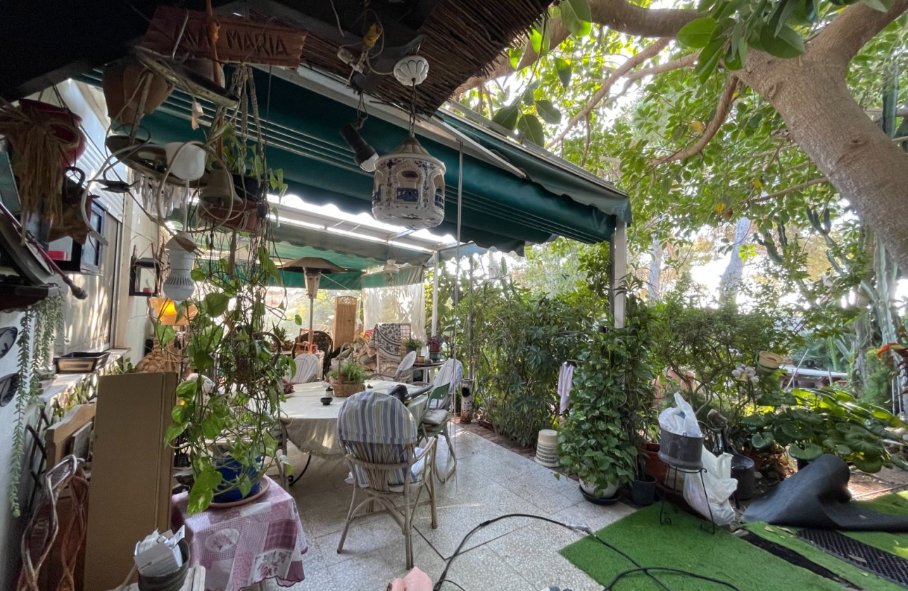 Herverkoop - Villa -
Orihuela Costa - Costa Blanca