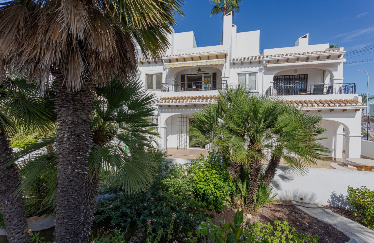 Herverkoop - Villa -
Orihuela Costa - Costa Blanca